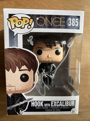 Once Upon A Time Hook Excalibur 385 SIGNED by Colin O'Donoghue Funko COA SWAU