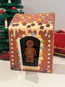 LEGO Seasonal: Gingerbread Man (5005156) Minifigure Retired Limited Ed Holiday
