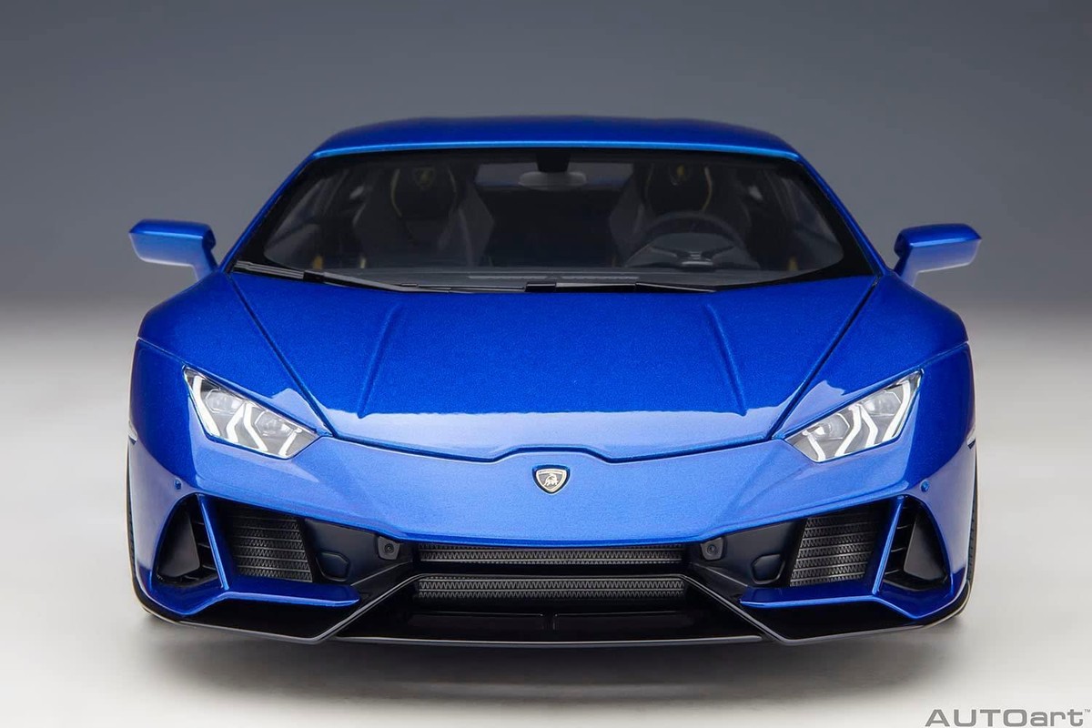 1/18AUTOart Lamborghini Huracán最終値下げにします AUTOart 1/18 Lamborghini Huracán EVO Metallic Blue Finished