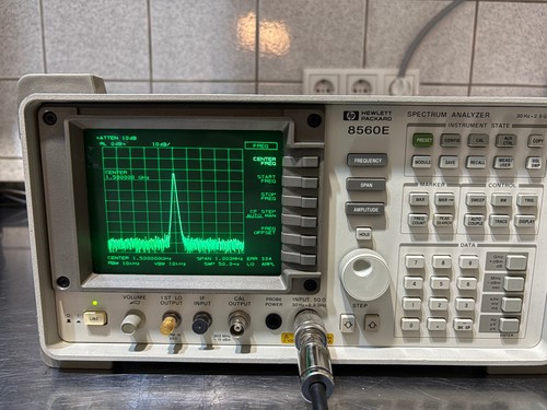 Analizator widma HP Agilent 8560E 30Hz-2,9Ghz - Zdjęcie 4 z 15