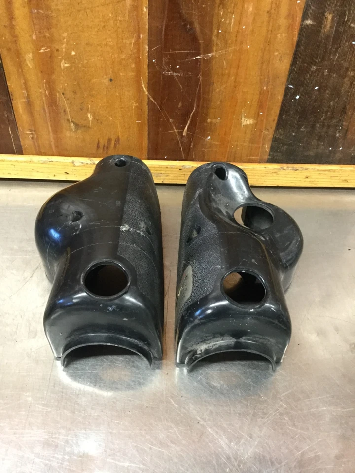 MG Midget • 原装罕见转向柱盖。 二手。 KMG922 保修 & 延长技术支持 — 第 2/4 张图片