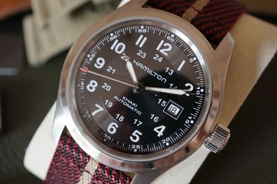 Hamilton Khaki Field Automatik 42mm H10 Uhrwerk H70 555 533 + 3 Riemen