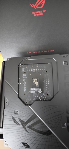 ASUS ROG Maximus Z790 Dark Hero WiFi 7 - Zdjęcie 4 z 10