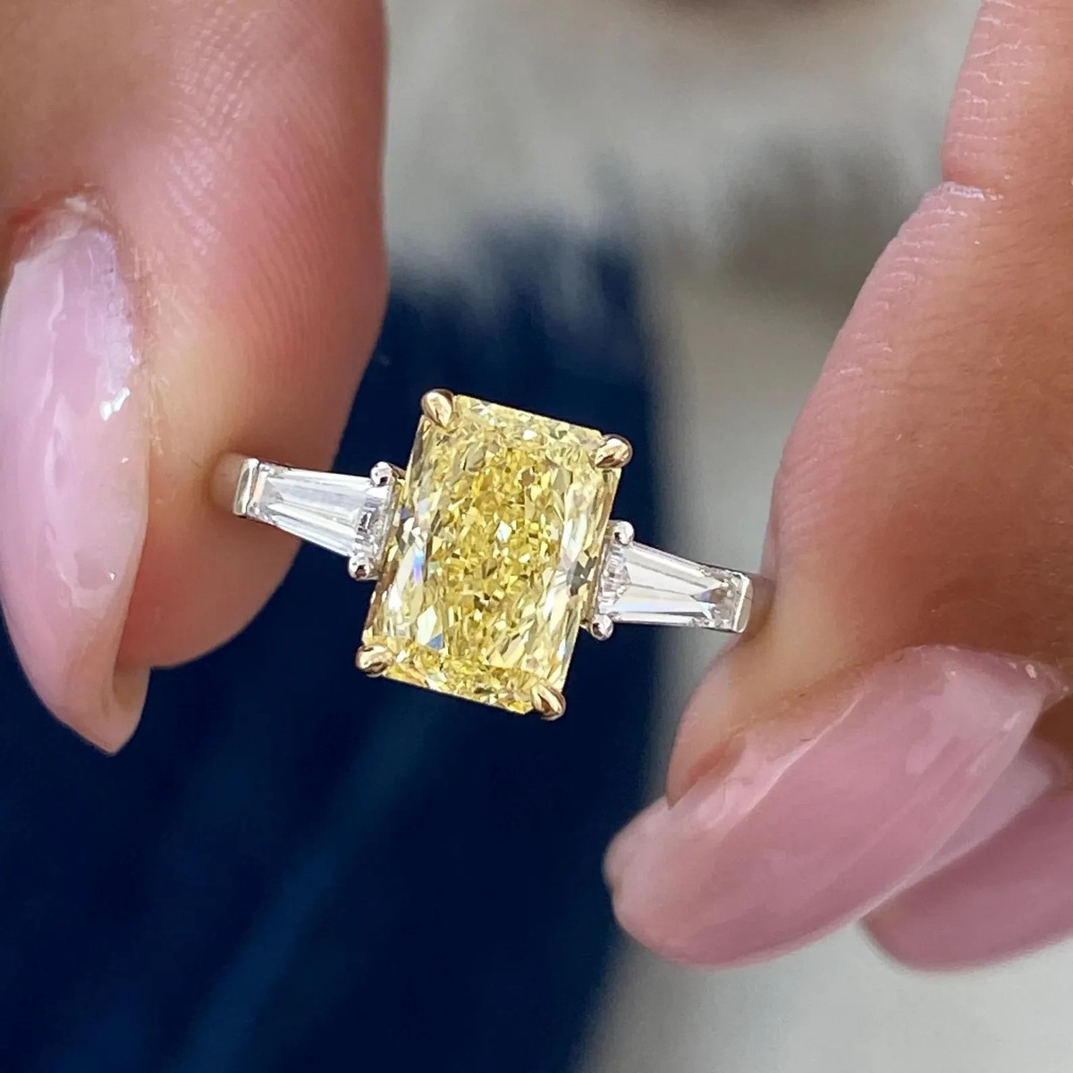 IGI 2.30 Ct Fancy Intense Yellow Lab Grown Diamond Ring 950 