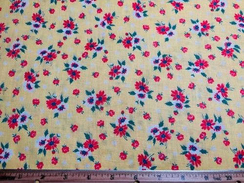 Antique Vintage Cotton Fabric 1940s PRETTY Orangish Red Daisies 35w 1/2yd