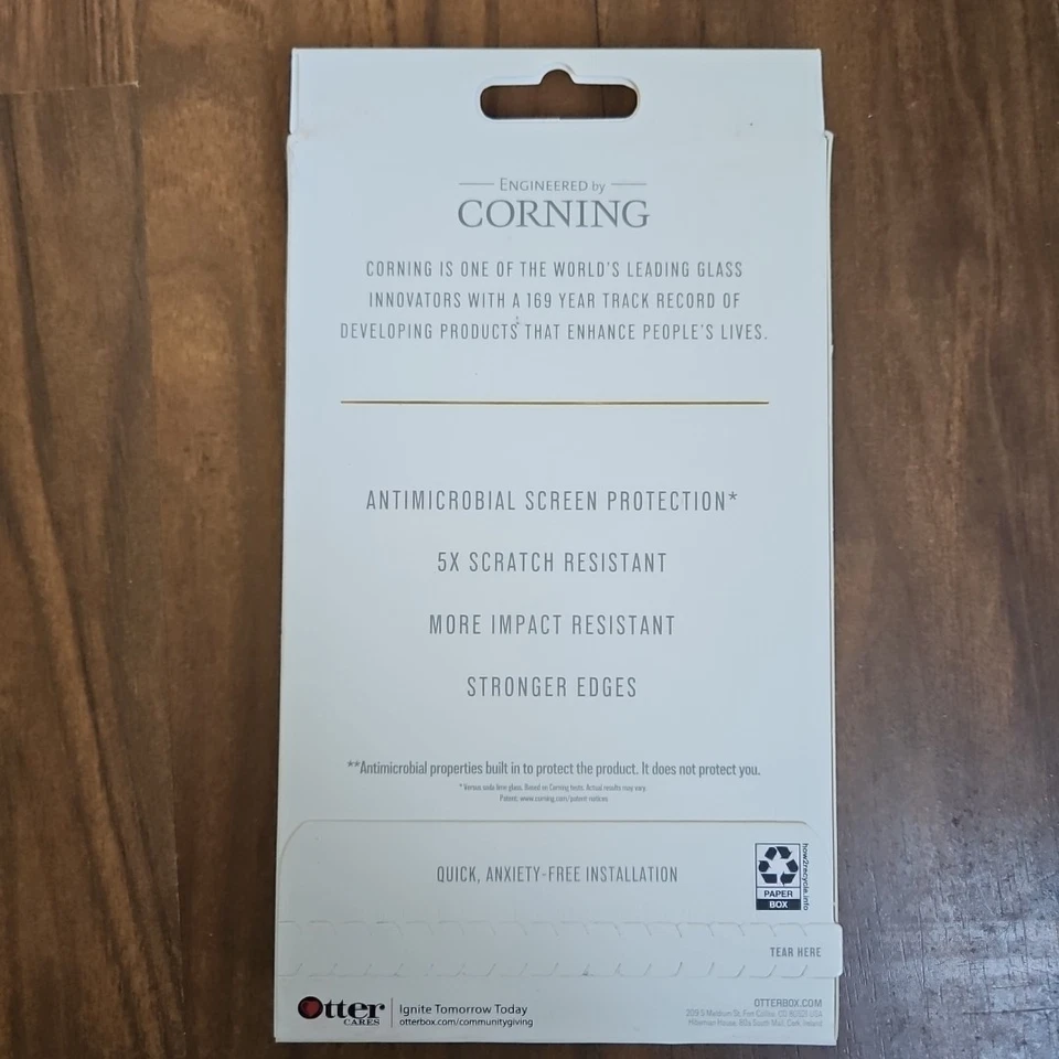 New OtterBox Amplify Glass Endure Clear Screen Protector for iPhone 12 & 12 Pro - Image 4 of 4