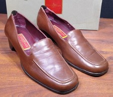 VTG Cole Haan Women's Laluta D11427 Italian Leather Nutmeg Loafers Sz 8B W/ Box