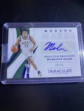 2018-2019 IMMACULATE COLLECTION MODERN MARKS MALCOLM BROGDON AUTO BLUE /49 BUCKS