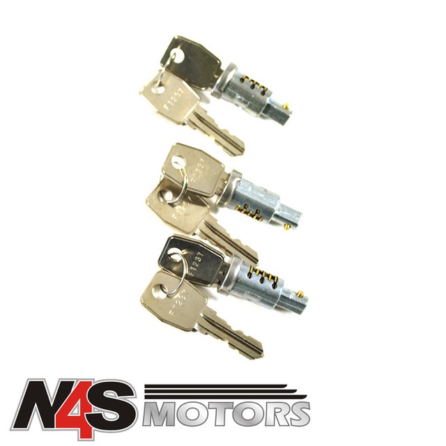 LAND ROVER DEFENDER DOOR LOCK 3 BARRELS & 2 KEYS (8701) MTC6504 for