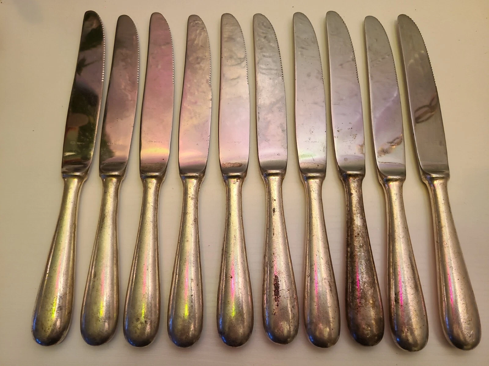 Lot of 10 Vintage DJ Korea 9.75" Stainless Round Handle Serrated Butter Knife