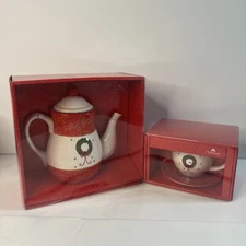 Dayspring Christmas Tea Pot and Coffee/Tea mug with Saucer