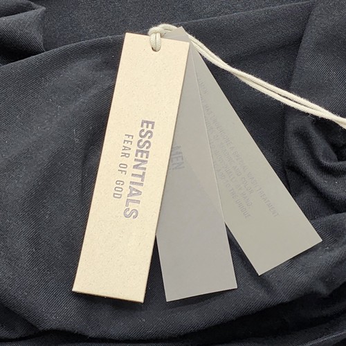 T-shirt girocollo oversize Fear of God Essentials nera - nuova con etichetta - Foto 4 di 11