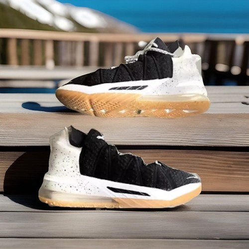 NIKE LEBRON 18 XVIII SNEAKERS MID BLACK-WHITE-GUM SOLES MENS SIZE 13 - Afbeelding 2 van 10