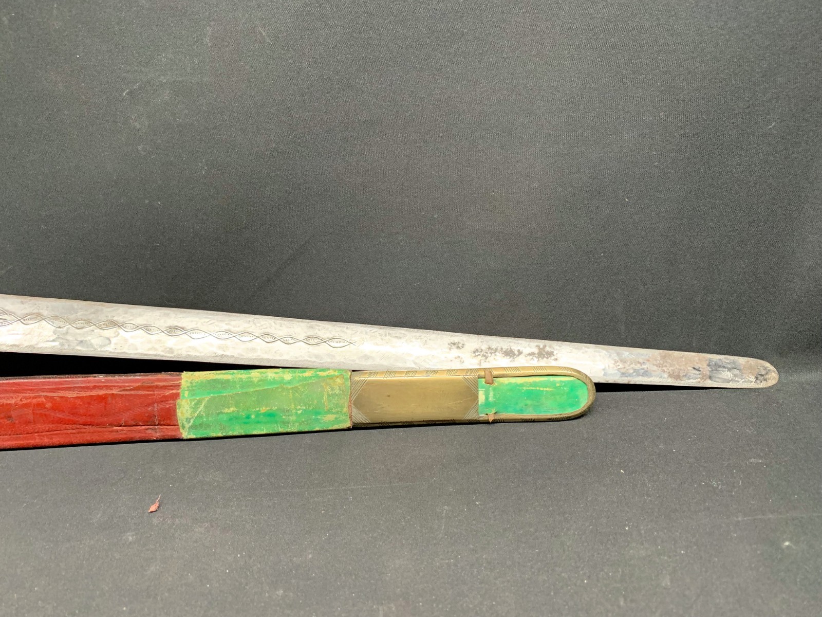 ANTIQUE AND MAGNIFICENT TAKUBA TUAREG SWORD, CIRCA 1950, RARE MODEL, AFRICA