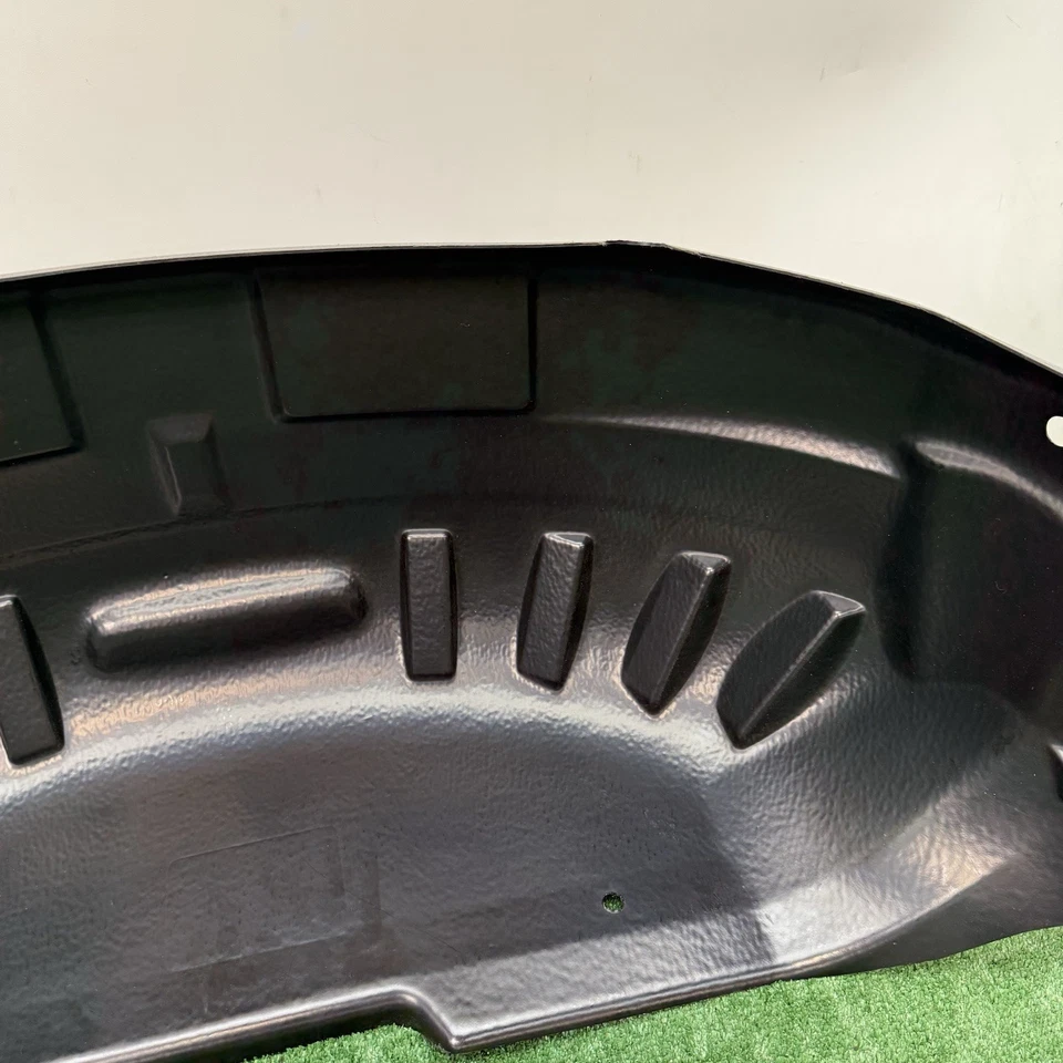 Ford F-250/350 Superduty 2017-2022 revestimiento de pozo de rueda trasero izquierdo OEM LC3Z9927886A Foto 4 de 4