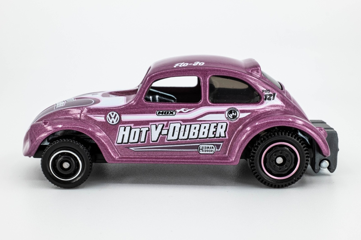 2022 Matchbox Moving Parts #42 '72 Volkswagen Beetle Dragster
