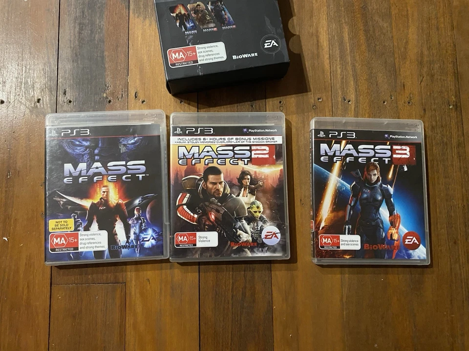 Mass Effect 1 2 & 3 Trilogy Boxset PS3 Game Sony Playstation 3 VGC Tracked Post - Image 3 of 4