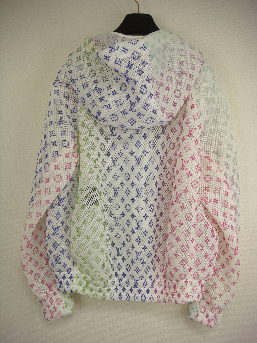 Super beautiful item Louis Vuitton Multicolor [White] Monogram Gradient Jumper image 2