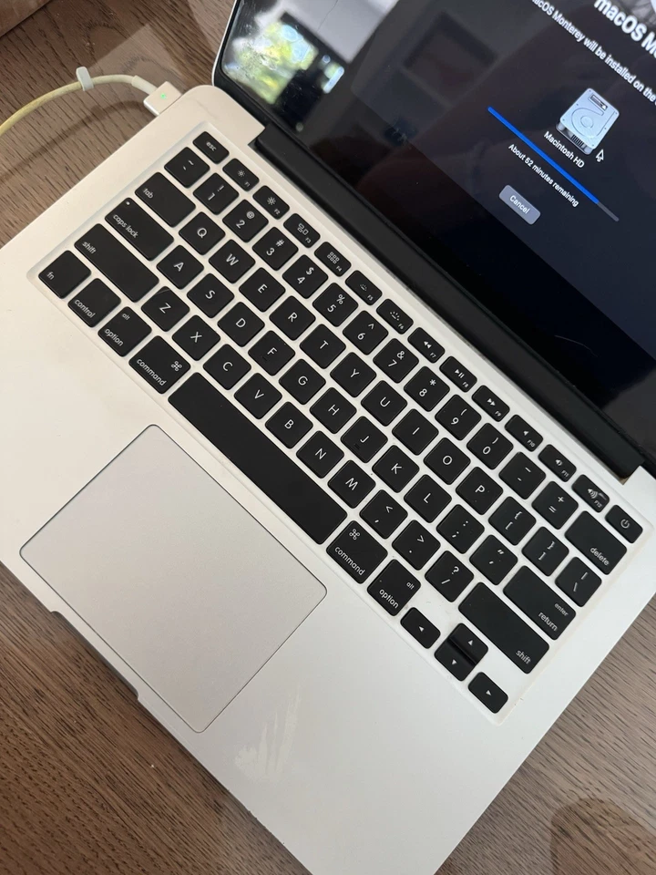 Macbook Pro 2015 15 Inch - Image 4 of 4