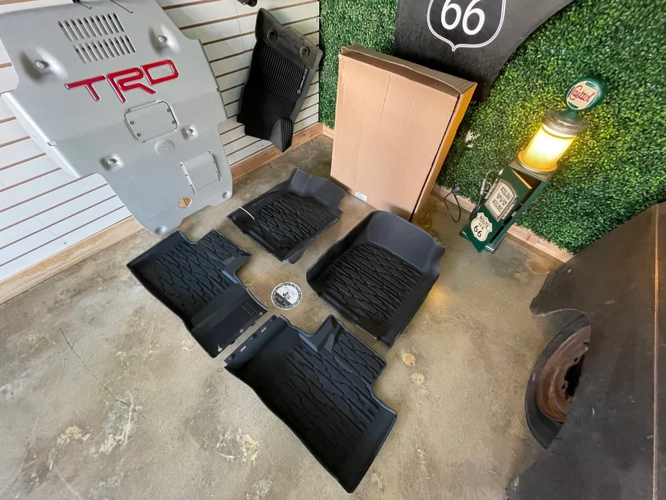 吉普大切诺基 WK 全天候垫 Slush 82215577AC Mopar 原始设备制造商 2016-2022 — 第 2/4 张图片