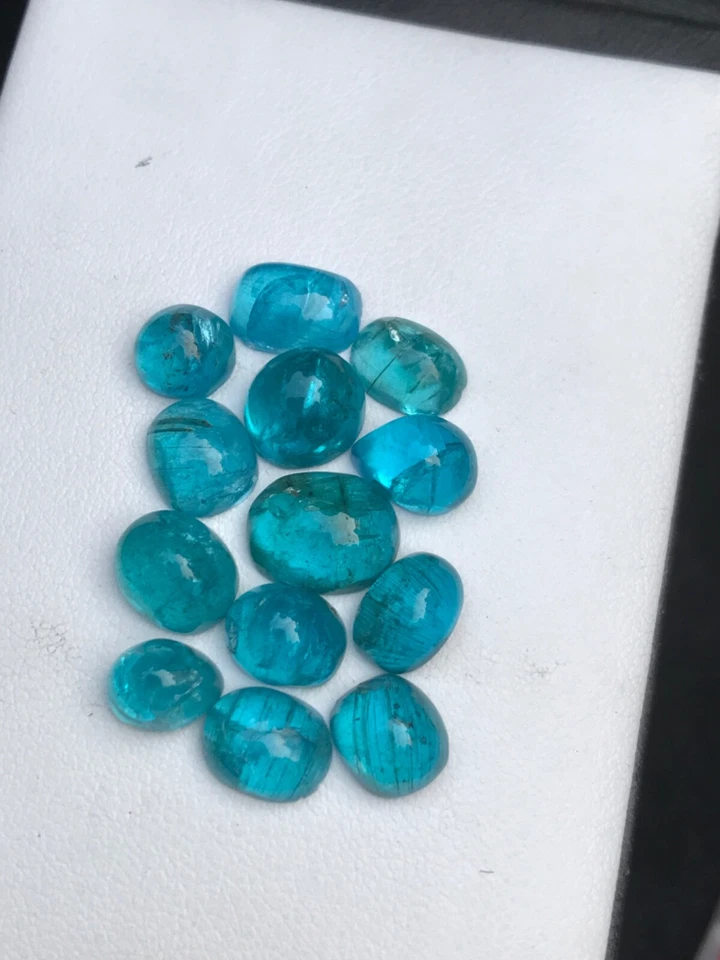 Lote al por mayor de cabujón apatita natural 33ct bonito color y brillo Madagascar Foto 3 de 4