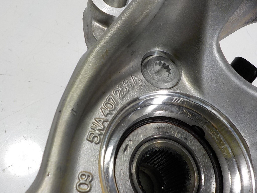 5WA407254A FRONT RIGHT KNUCKLE / 5WA407621A / 5WA407258A / 17299944 FOR ...
