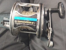 OLYMPIC DS-5 DOHZUKI 500-DG SOLID SPOOL REEL WITH LINE COUNTER-2 Ball Bearings 