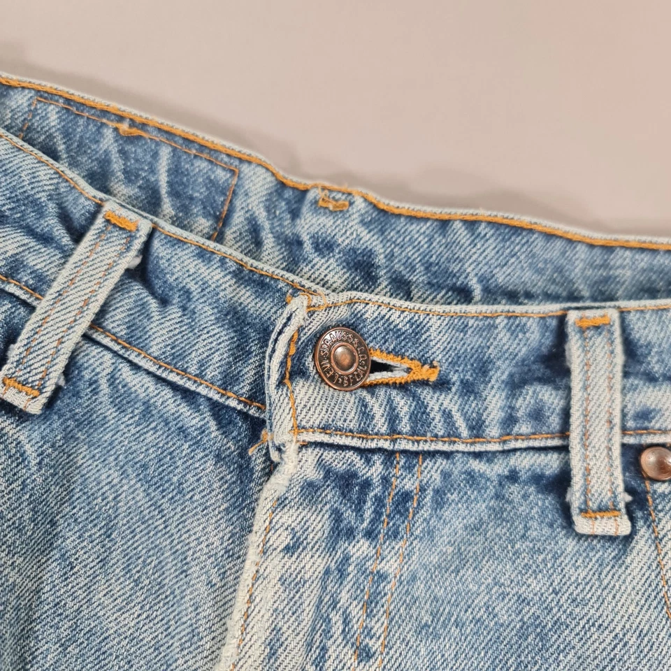 Vintage Levis 545 Mens Baggy Jeans Blue W34 L31 Loose Fit 90s Ripped USA Made - Image 3 of 4