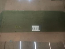 2005 Peterbilt 335 Back Glass   (9604669