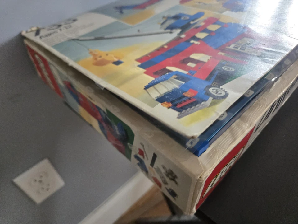 LEGO 733 Universal Building Set NOT COMPLETE,MIXED ERA W MANUEL - Image 3 of 4