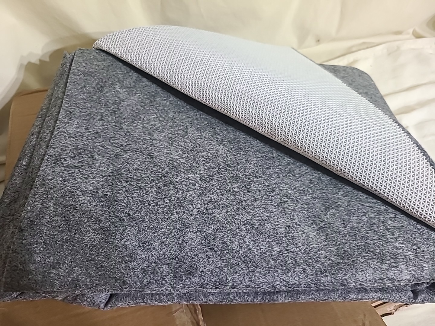 Non-Slip Rug Pads 5 x 7 ft, 100% Waterproof Extra Large Area Rugs Non Skid Rug P