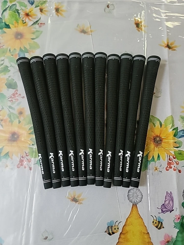 Empuñadura de golf Karma Golf de goma de terciopelo negro - todo negra - lote estándar de 11 empuñaduras Foto 2 de 3