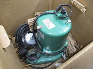 Pentair Myers Submersible Effluent Pump ME45AC-21 1/2" 230V 87GPM 44Ft Head