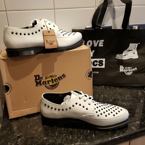 EticaEstetica Custom Dr Martens Stivale Nero Uomo Borchie e Tartan | Yayo.it
