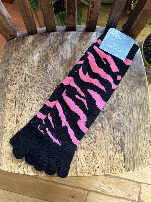 Girls Toe Socks Size 3-6 Pink & Glitter Black New With Tags 
