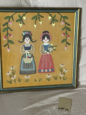 Vtg Crewel Embroidery Scandinavian Folk Girls Flowers Hand Stitched Lot M 18 