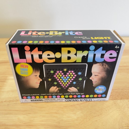 HASBRO Lite-Brite Mini - Light Up Drawing Board 2021 Ages 4+ - Brand New Sealed - Picture 2 of 9