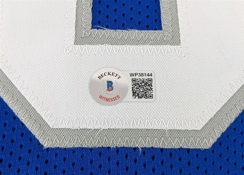 De'Aaron Fox Signed Kentucky Wildcats Jersey (Beckett Holo