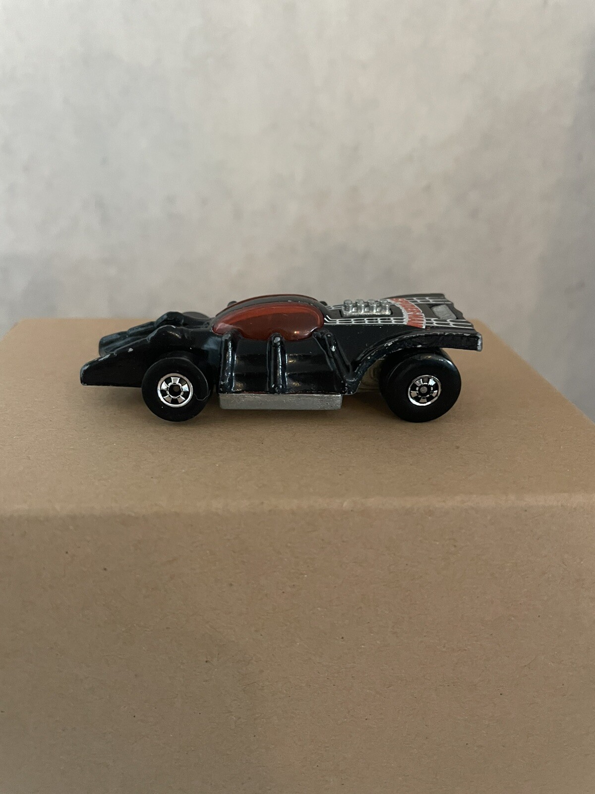 Picture 1 of 6