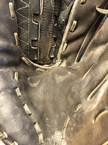 Vintage Wilson Black Leather Baseball Glove Professional Model Korea RHT - Picture 4 of 6
