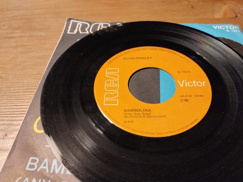 45 giri In the ghetto / Bambolina (Any day now) Elvis Presley 1969 RCA N 1572 - Foto 4 di 12