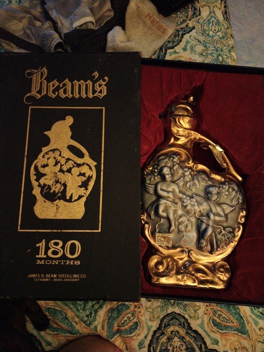 Jim Beam Whiskey Vintage Decanter Angels Reno 180 W/Box