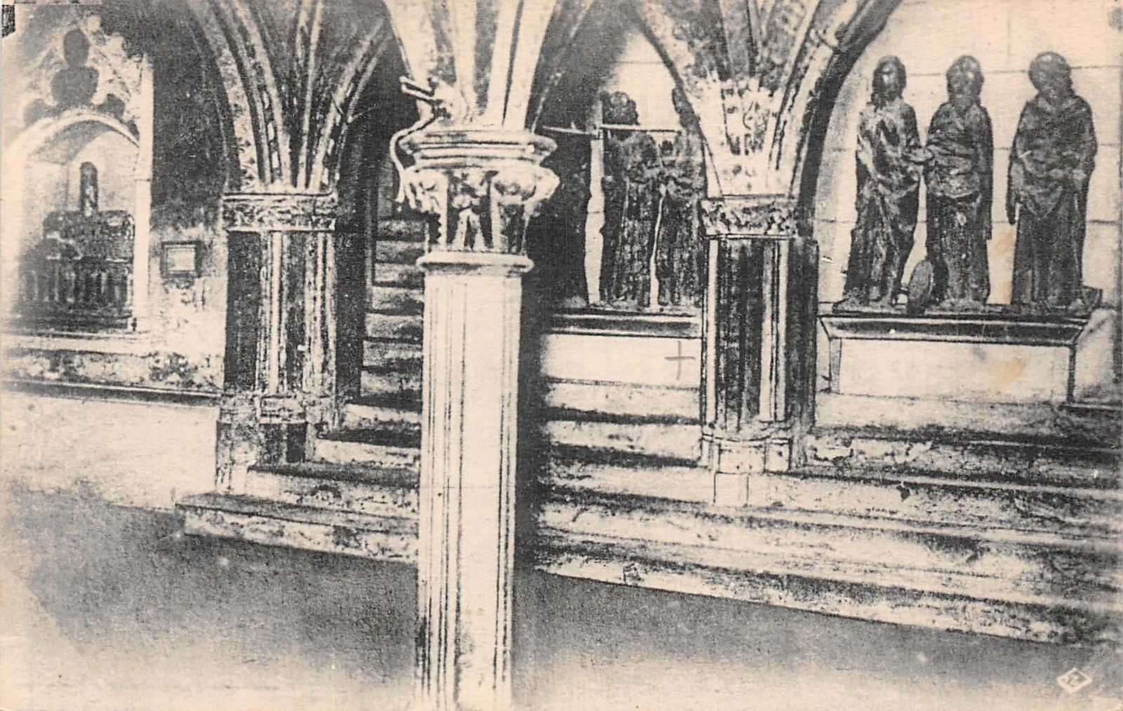 Photo 1/2