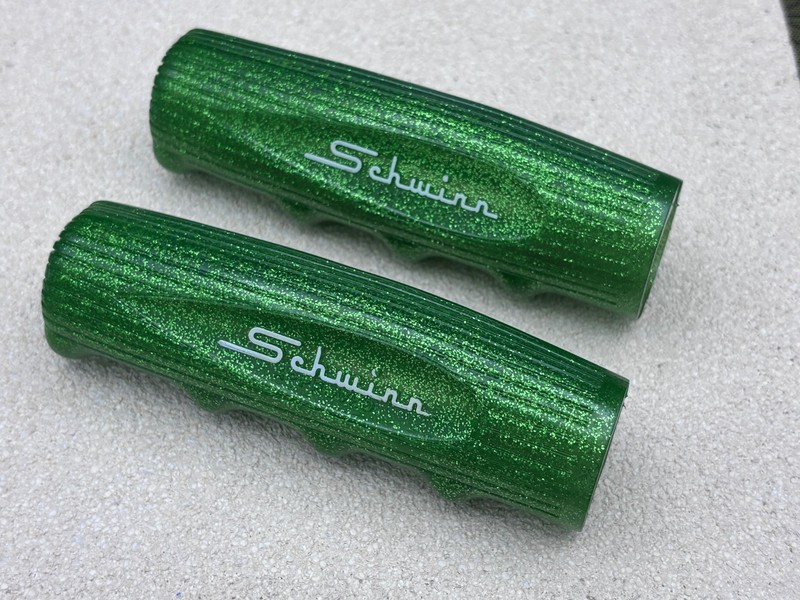 Vintage NOS Schwinn Lime Green chubby grips with White Script! Rare!