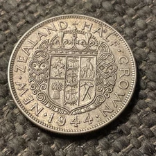 1944 New Zealand Silver  Half Crown. Only 180k Mintage.