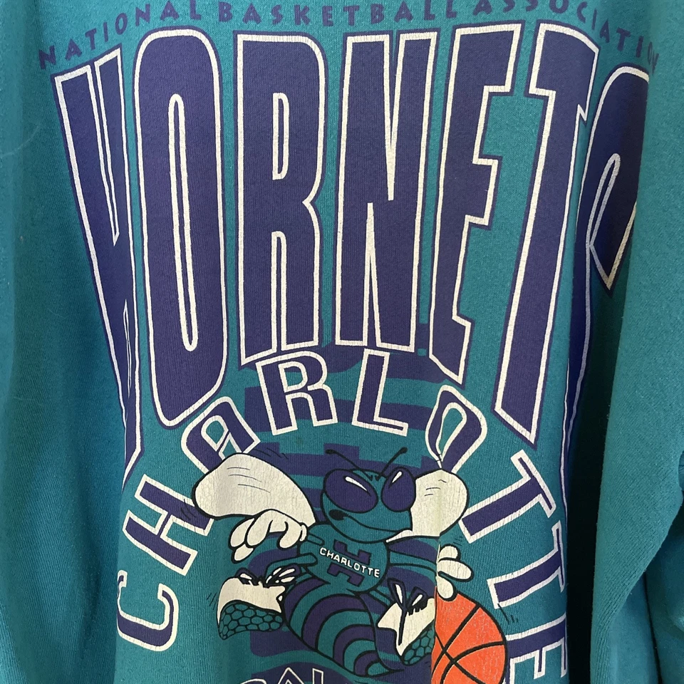 1990s Vintage Artex Charlotte Hornets Alonzo Mourning Sweatshirt XL NBA Pullover - Image 2 of 4
