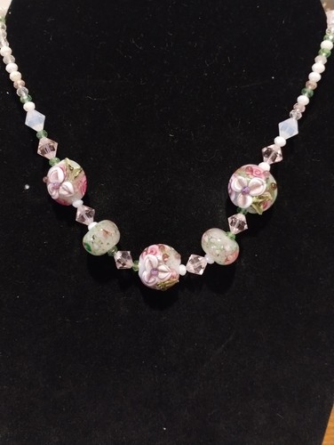 Vintage Venetian Lampwork Opaque Rose Glass Bead Necklace Magnetic Closure - Picture 2 of 14