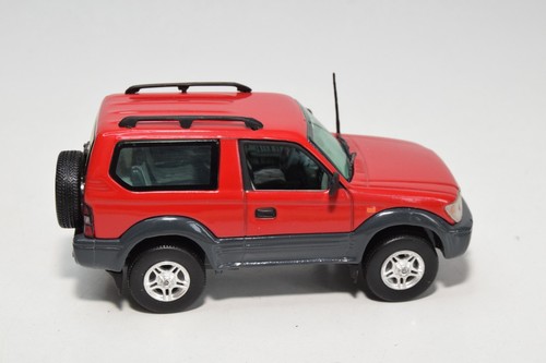 B69 1:43 VITESSE TOYOTA LAND CRUISER RED NMINT COND. - Imagen 5 de 8