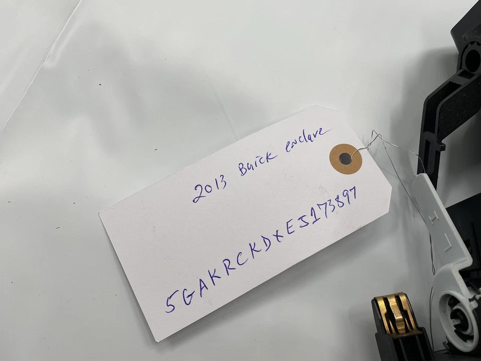 2013-2017 BUICK ENCLAVE Center Dash AC Vent Air Vents Clock Trim Panel OEM - Image 4 of 4