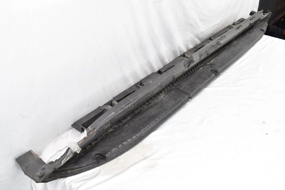 2013-2019 MERCEDES GL450 RIGHT PASS SIDE RUNNING BOARD STEP & MOUNT SUPPORT OEM - Image 2 of 4